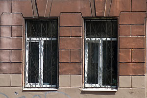 Стационарная решетка на узкое окно